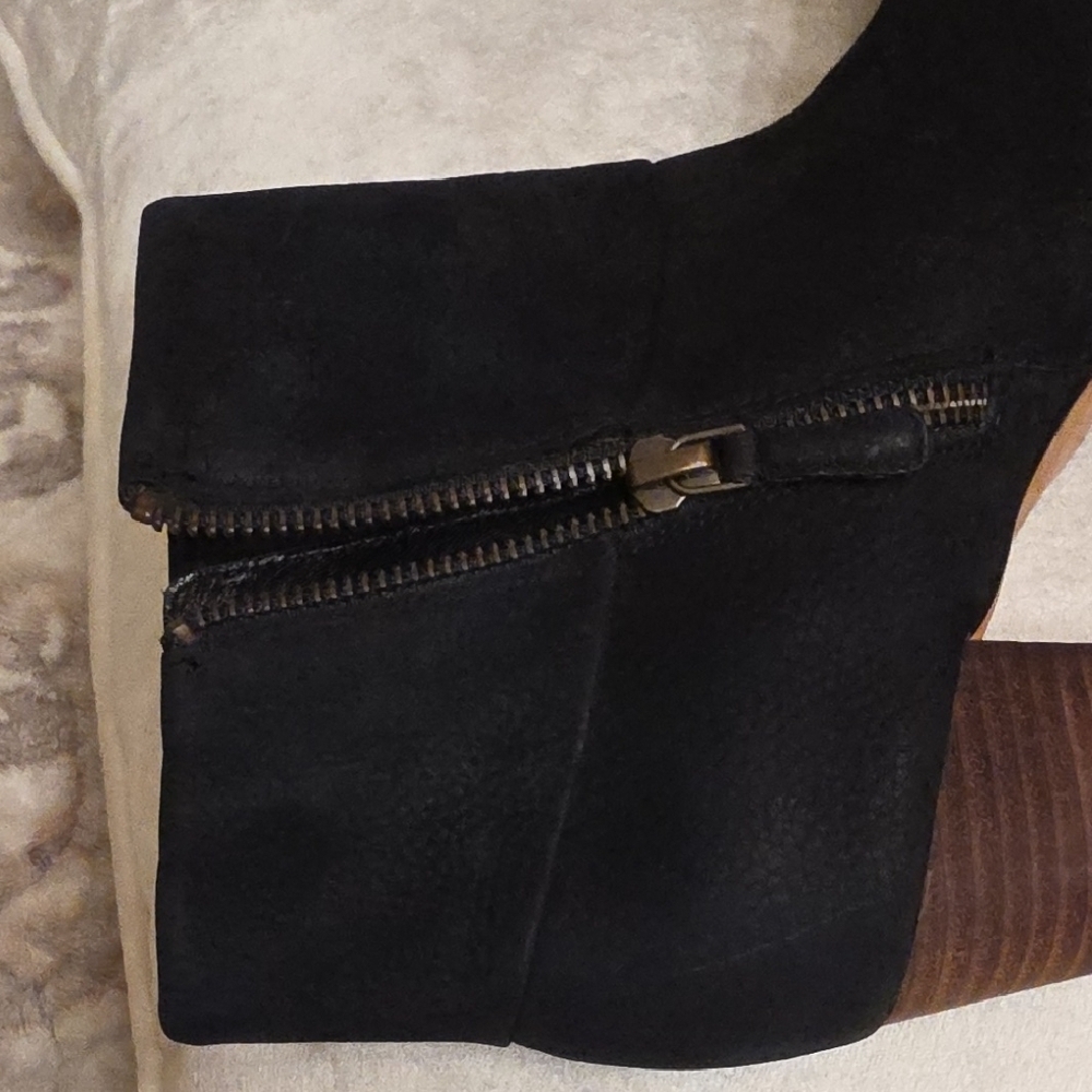 Cole Haan Black Ankle Boots with Tan Heel - Picture 4 of 11